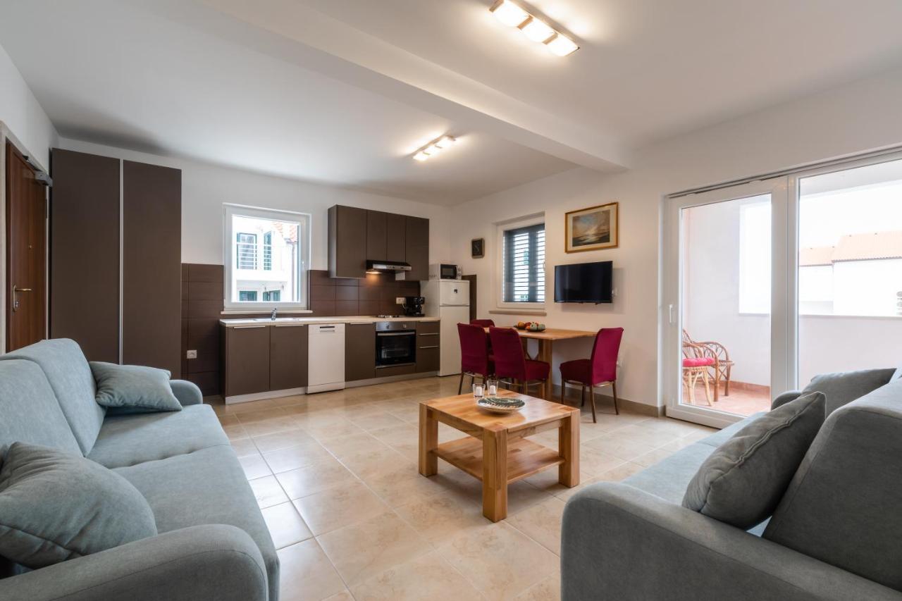 Villa Iva Mirce Εξωτερικό φωτογραφία