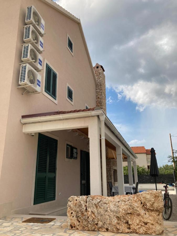 Villa Iva Mirce Εξωτερικό φωτογραφία